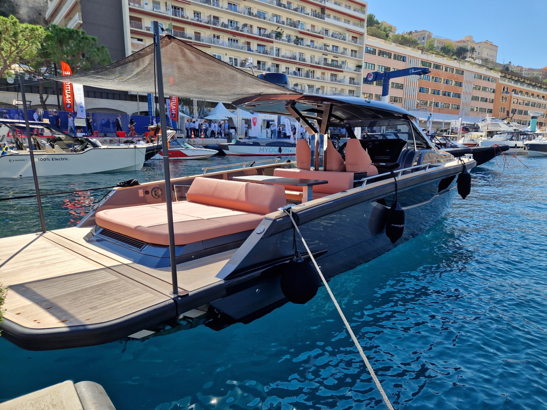 Focus Yacht Club moment 15