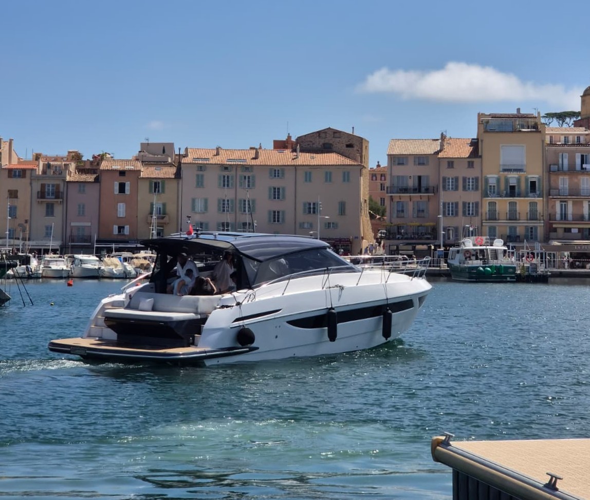 M/Y Dragonfly